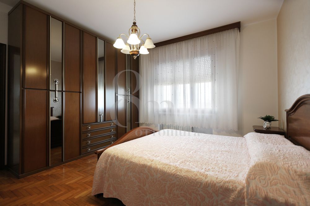 Bifamiliare con taverna