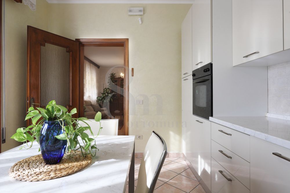 Bifamiliare con taverna