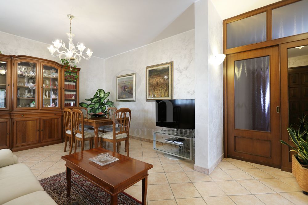 Bifamiliare con taverna