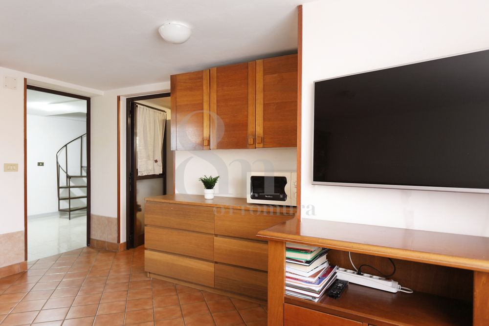 Bifamiliare con taverna