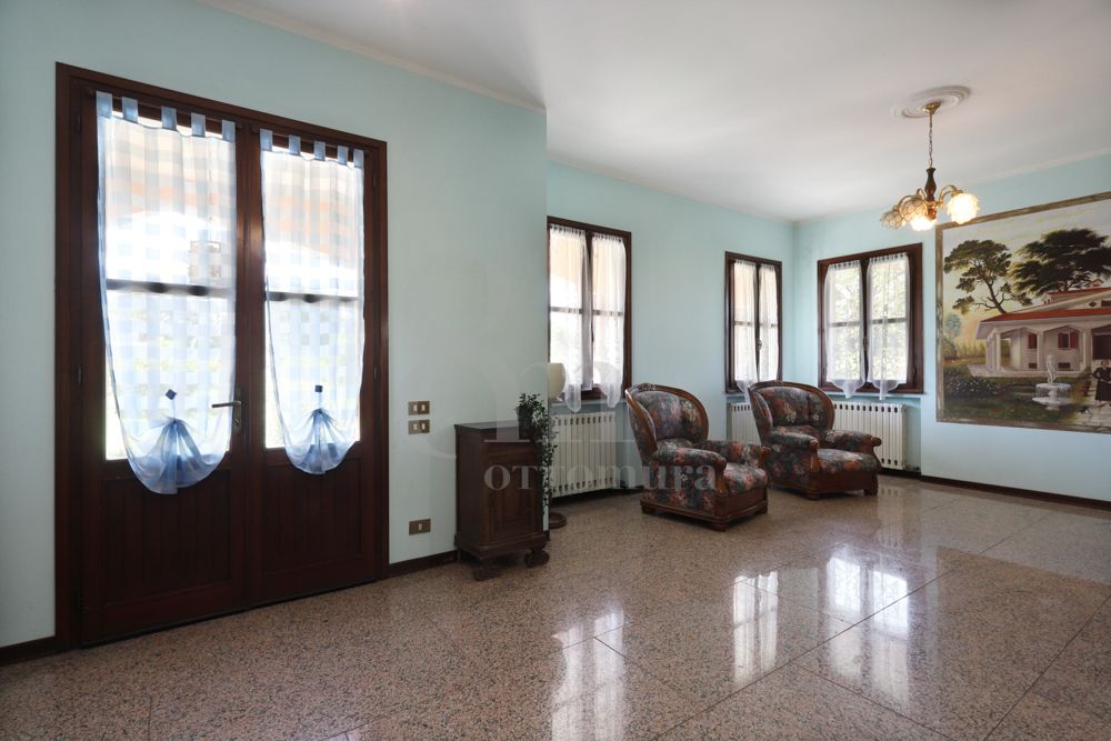 Pontelongo - Casa singola con terreno
