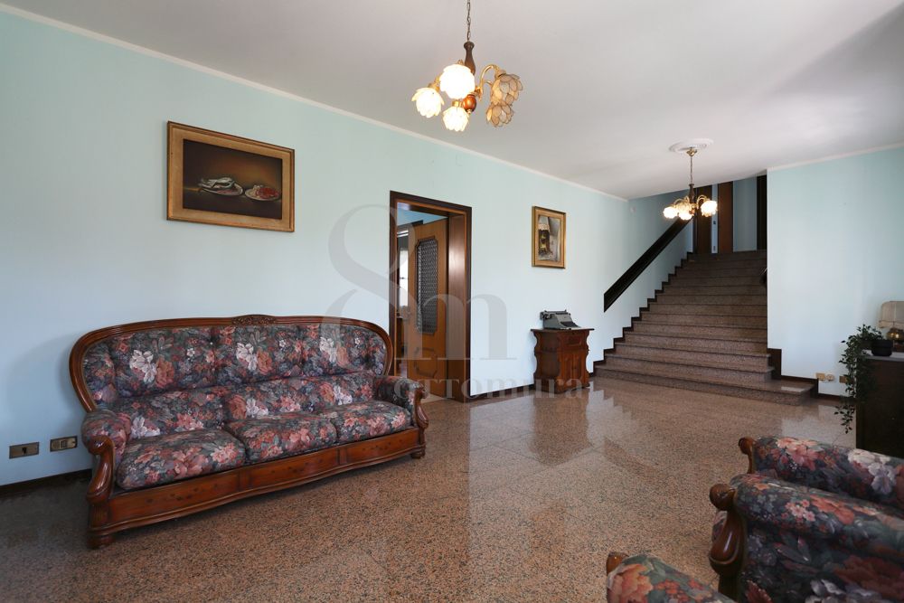 Pontelongo - Casa singola con terreno